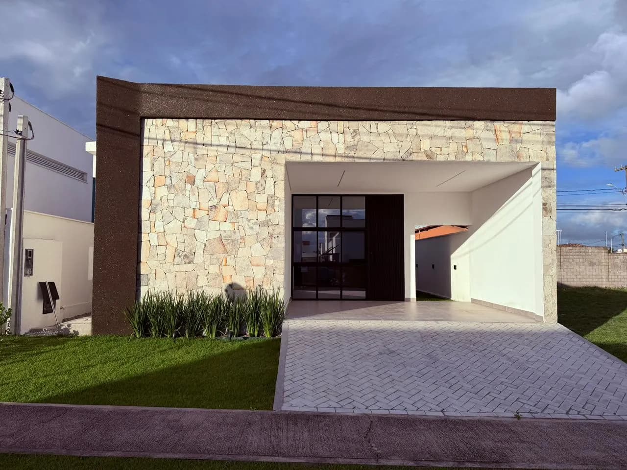 Casa com 3 Suítes no Ecoville 2 — foto 1